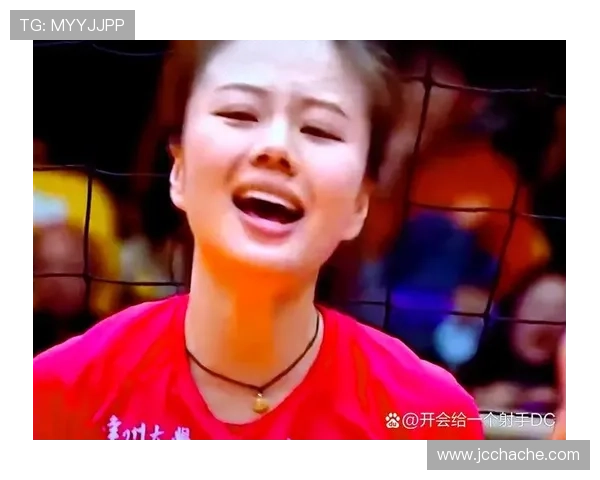 女排两将疑似受伤龚翔宇倪非凡引关注